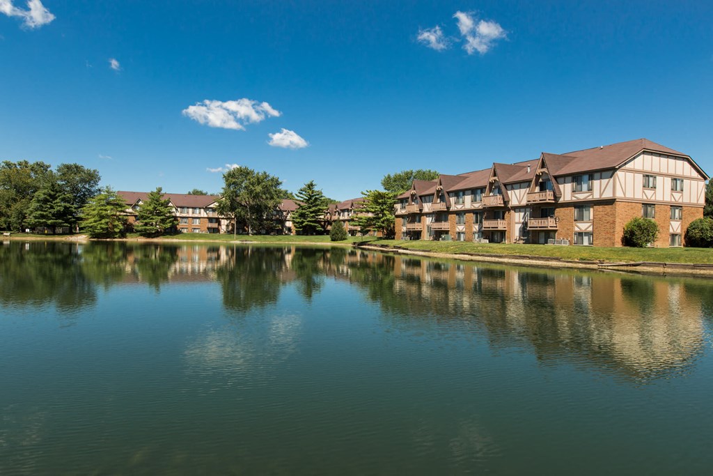 Lake View at Bavarian Village Apartments, Indianapolis