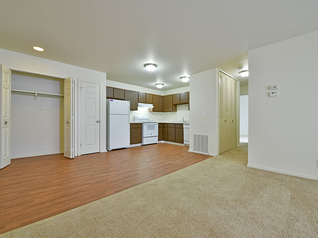 Living Room, Kitchen, and Dining Spaces at Grand Bend Club, Grand Blanc, 48439