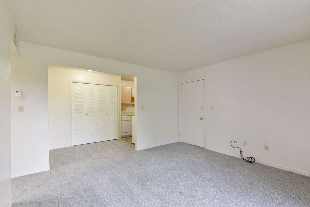 Open Living and Dining Areas at Old Monterey Apartments in Springfield, MO