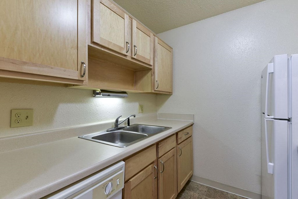 Well Equipped Kitchen at Old Monterey Apartments in Springfield, MO