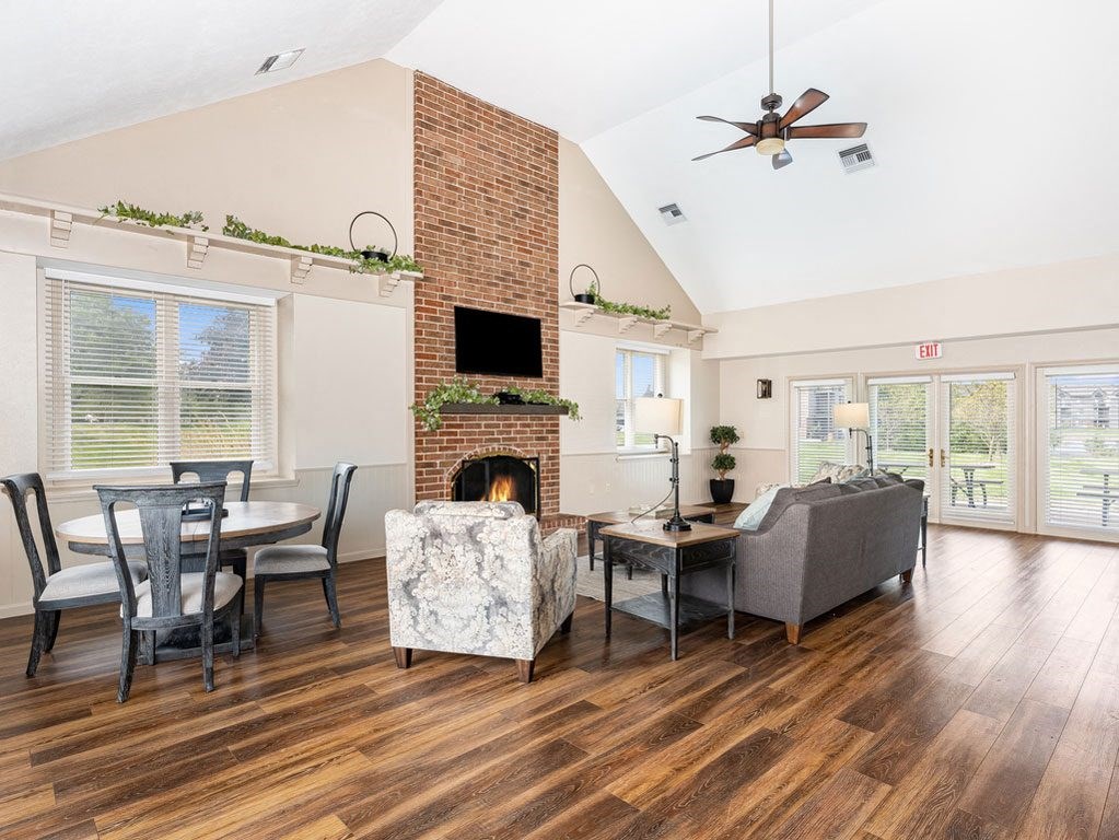 Oak Shores Apartments is a similar property to Southfield Apartments located in Oak Creek