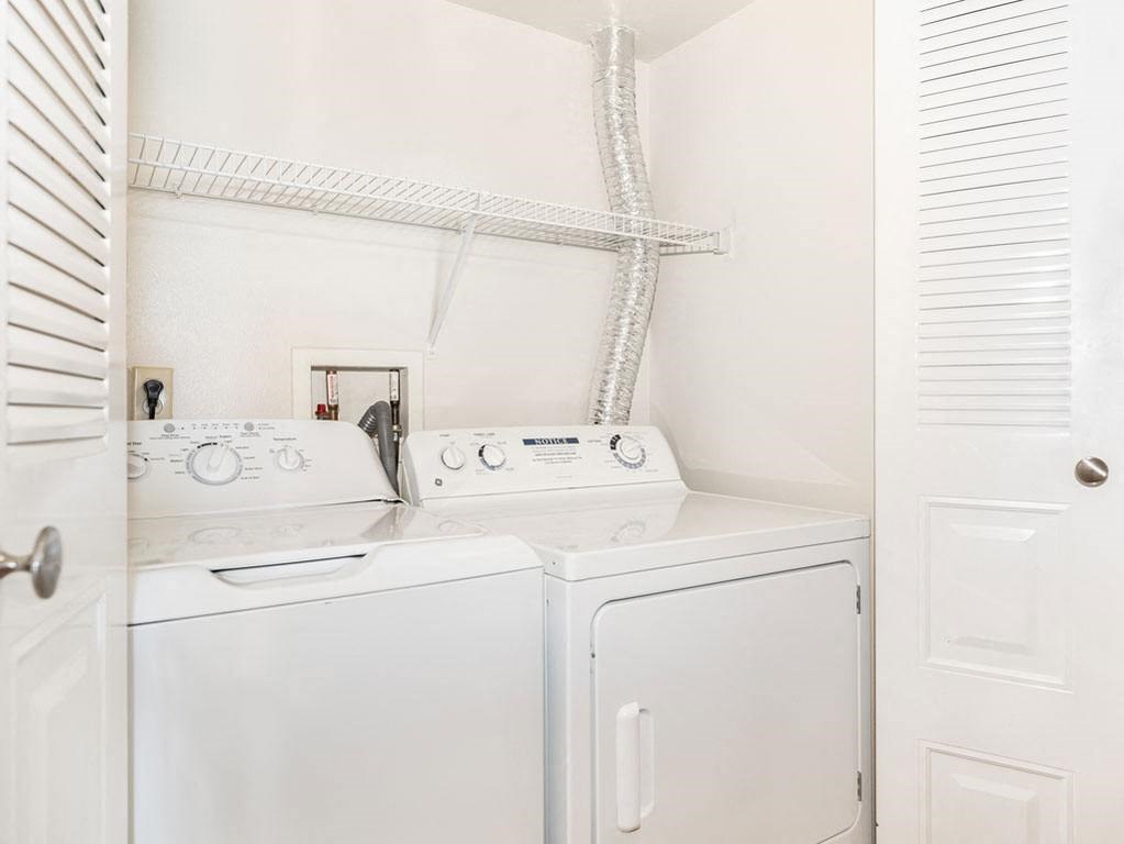 Full-Size Washer/Dryer at Oak Shores Apartments in Oak Creek, WI
