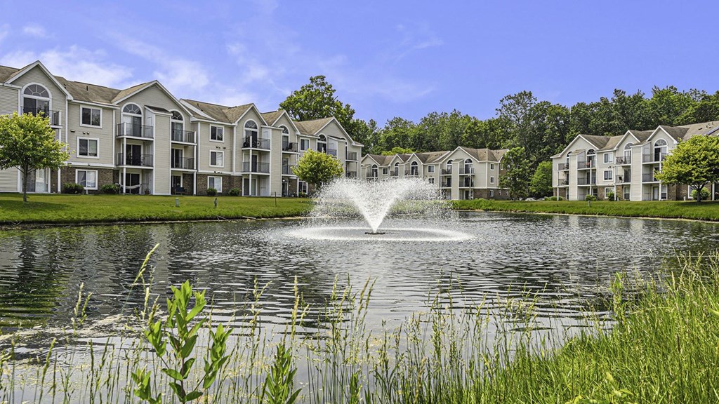Stunning Pond Views from Balconies at Orchard Lakes Apartments, Toledo, 43615