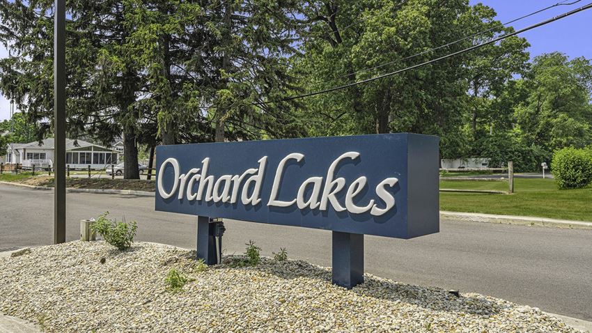 Entrance Sign Entrance Sign at Orchard Lakes Apartments, Toledo, 43615 - Photo Gallery