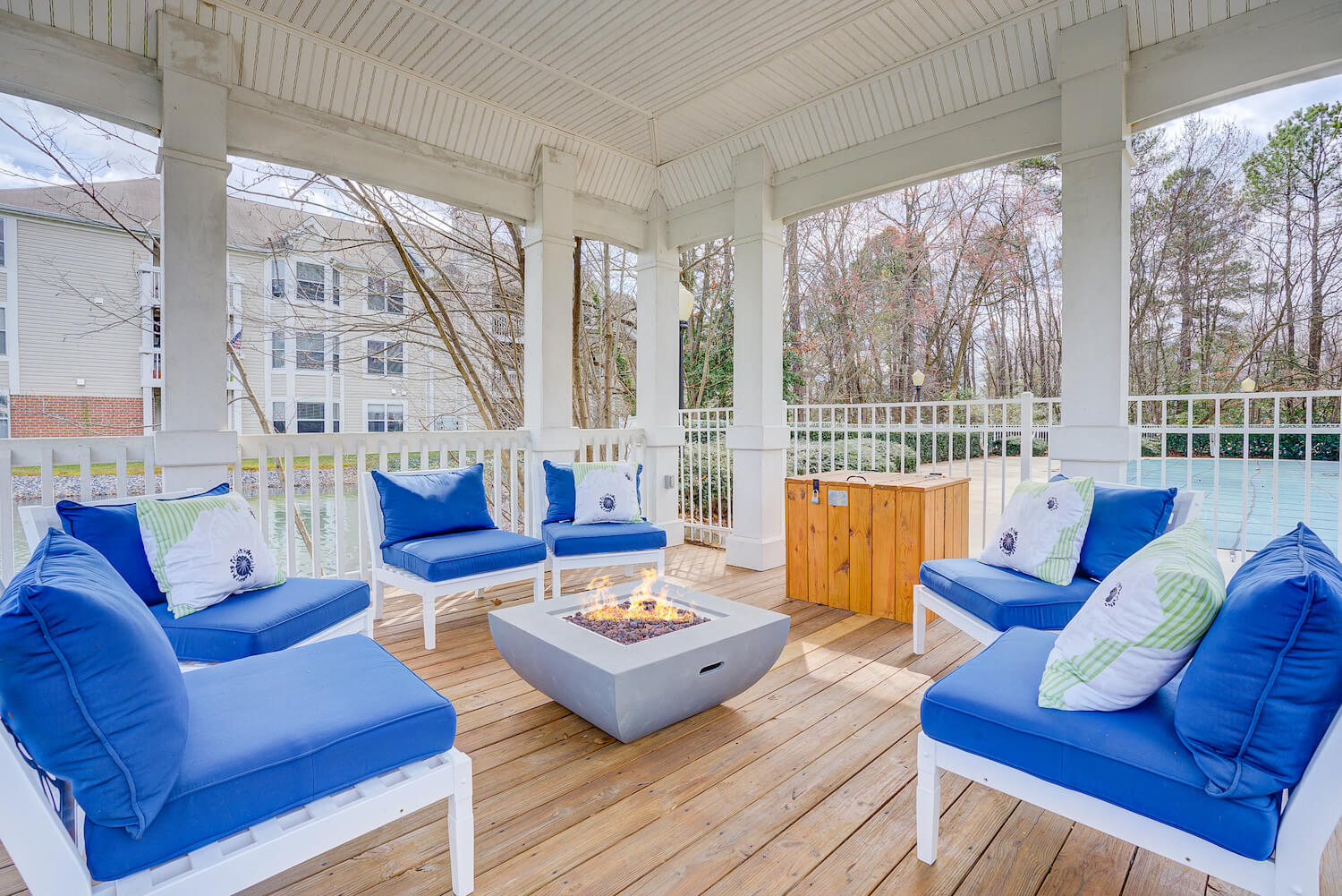 Outdoor Lounge Seating and Fire Pit at Trophy Club at Bellgrade, Midlothian, Virginia