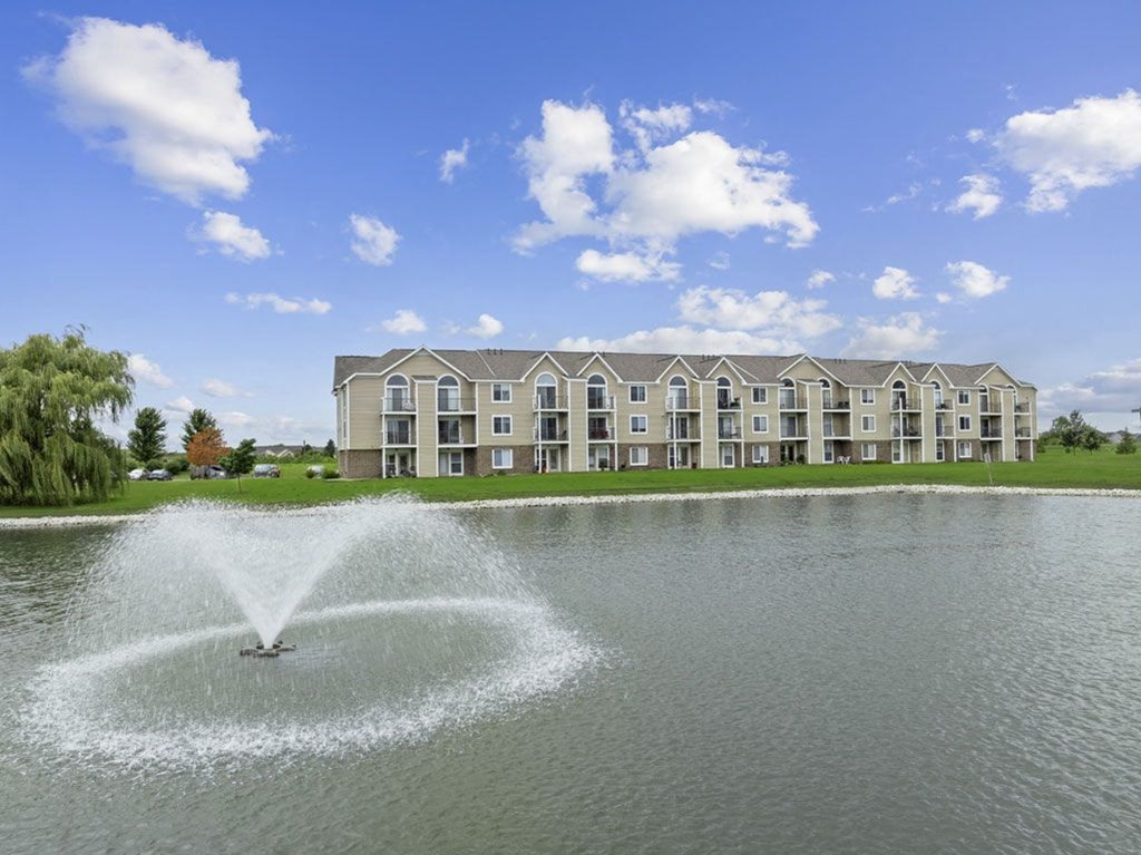 Pondside View at Hunters Pond Apartment Homes, Champaign, IL