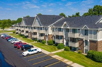 Free Lot Parking At Hickory Village Apartments in Mishawaka, IN