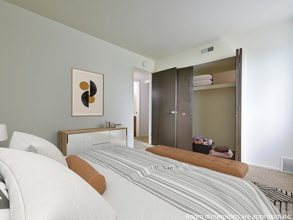Bedroom With Closet at Perry Place Apartments, Grand Blanc, Michigan