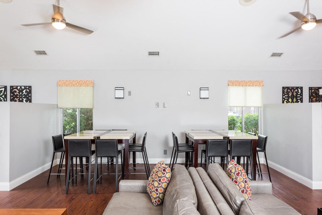 Clubhouse Furnishings at Bay Pointe Apartments, Indiana, 47909