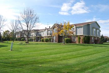 Picnic Areas with Grills at Wood Creek Apartments in Kenosha, WI