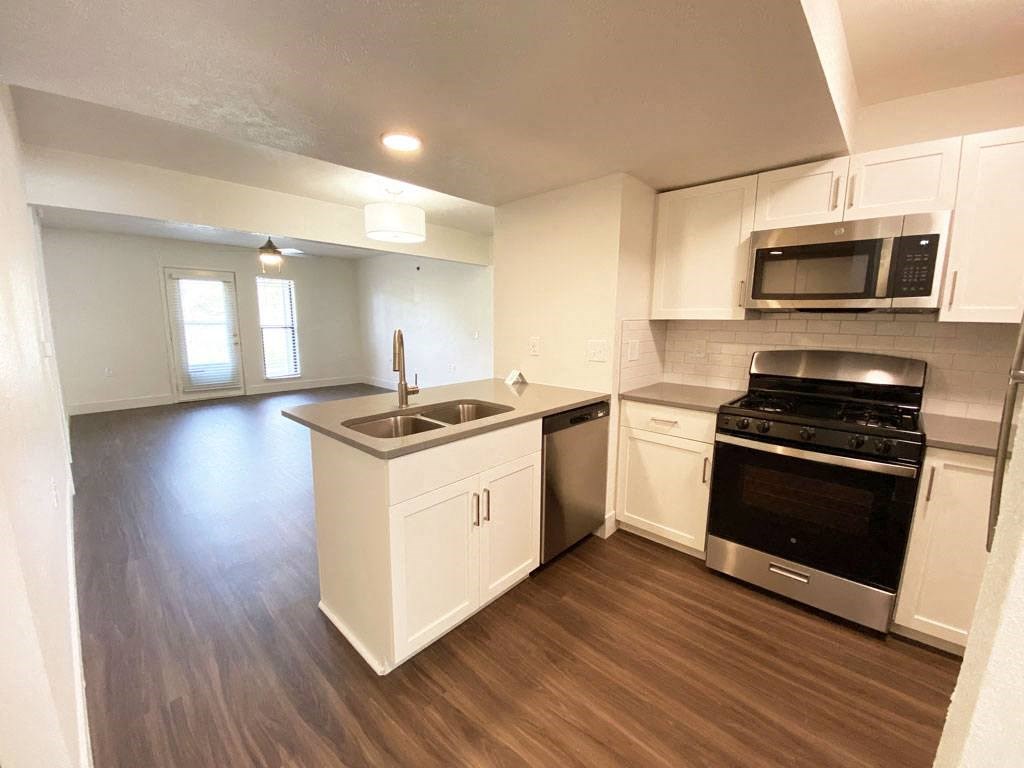 Stainless Steel Appliances Offered at Green Ridge Apartments in Grand Rapids, MI