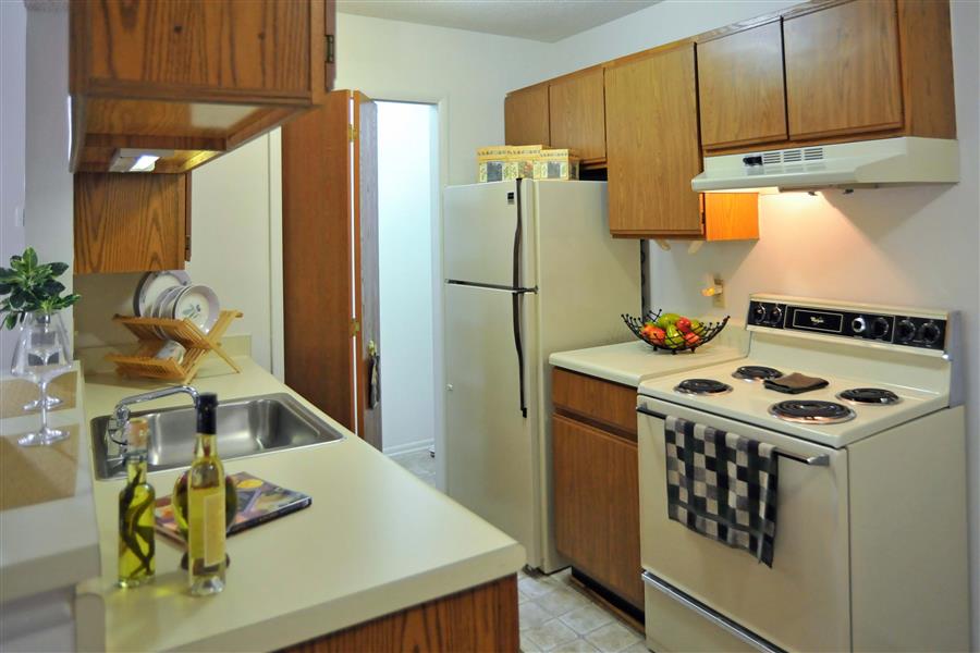 Kitchen at Brook Pines, Columbia