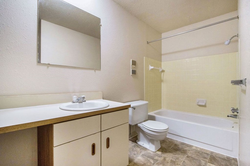 Full Bathroom with Tub at Seville Apartments, Michigan, 49009