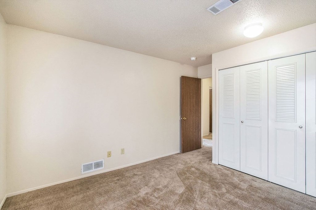Plush Carpeting at Seville Apartments, Michigan