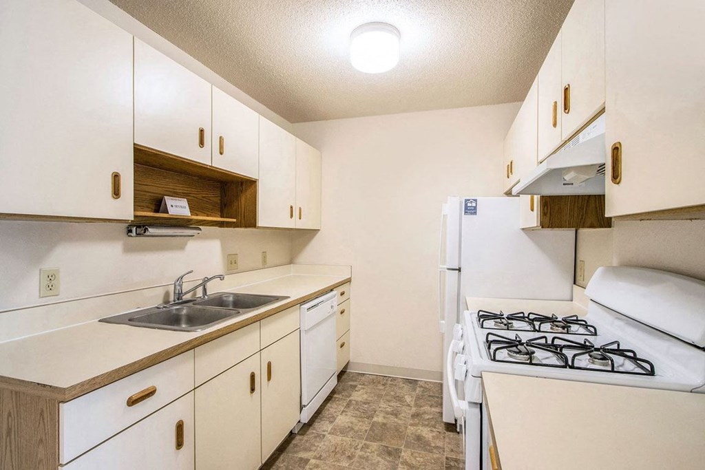 Kitchen Appliances at Seville Apartments, Kalamazoo, MI