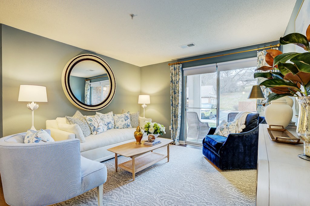 Living Room Furniture Design at Sunscape Apartments, Virginia, 24018