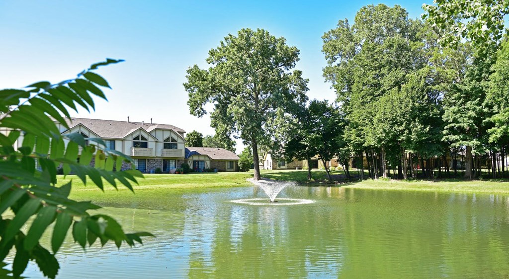 Scenic Pond Views at Tanglewood Apartments, Wisconsin, 53154