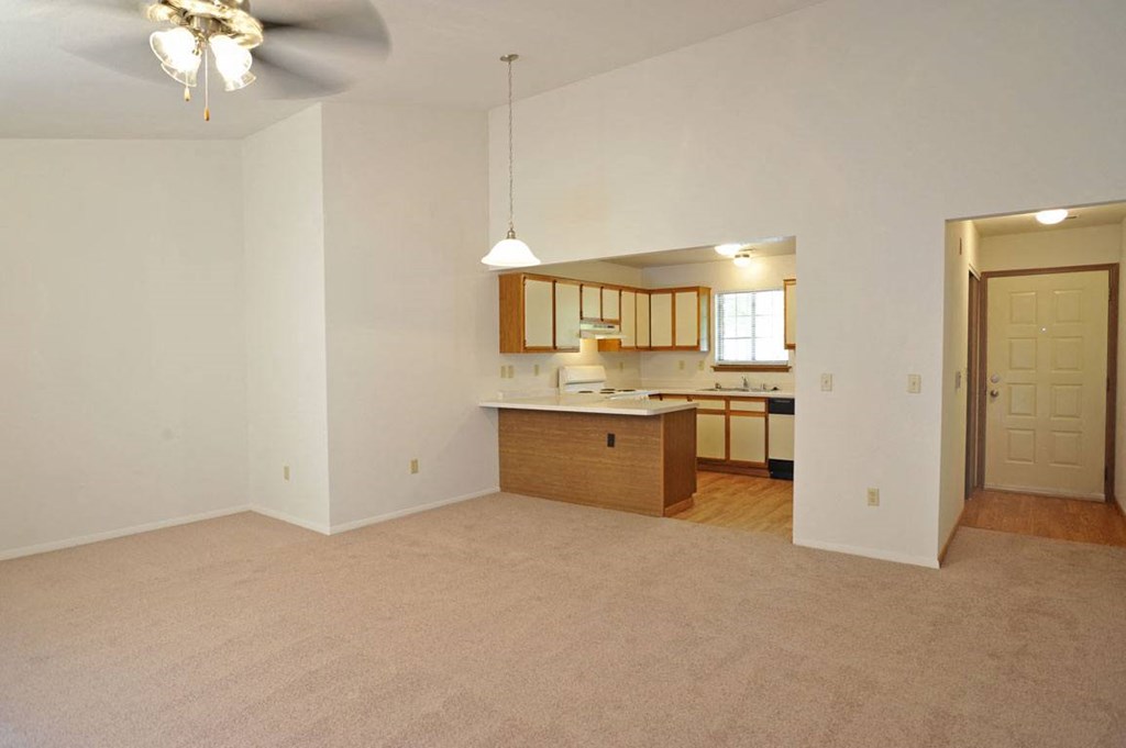 Open, Spacious Living Room at Tanglewood Apartments, Oak Creek, WI