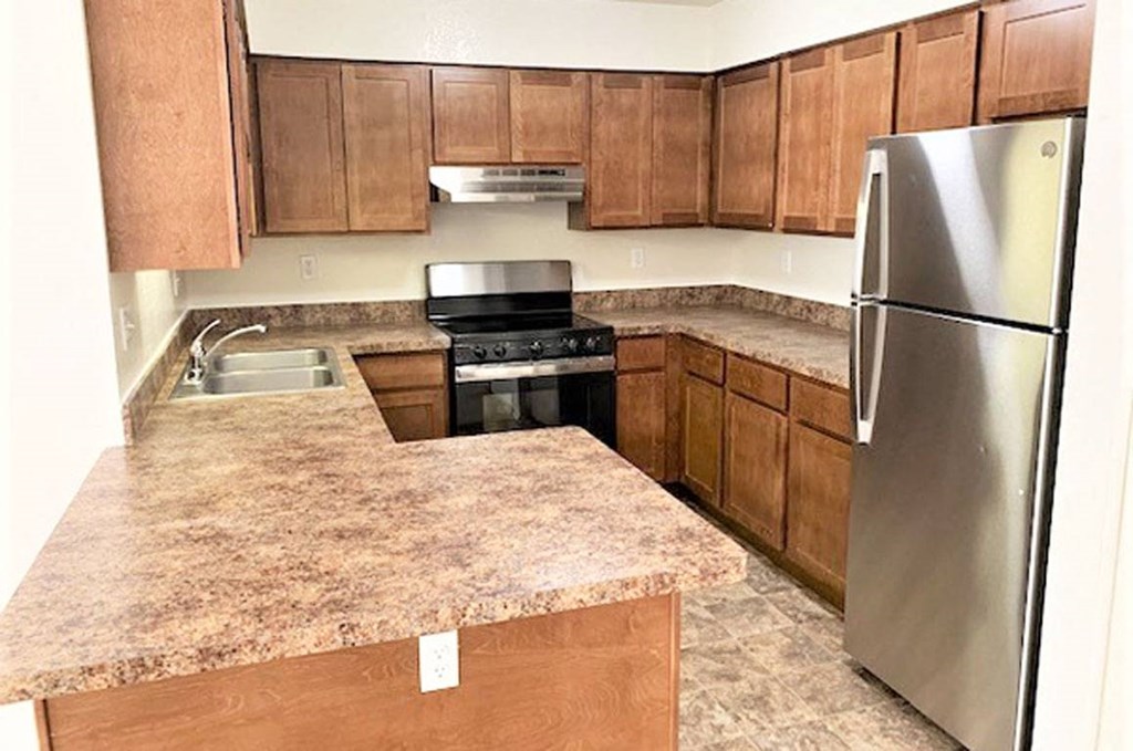 Stainless Steel Appliances at Tanglewood Apartments, Wisconsin 53154