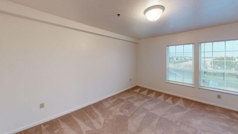 bedroom with large windows  at Tracy Creek Apartment Homes, Perrysburg, OH