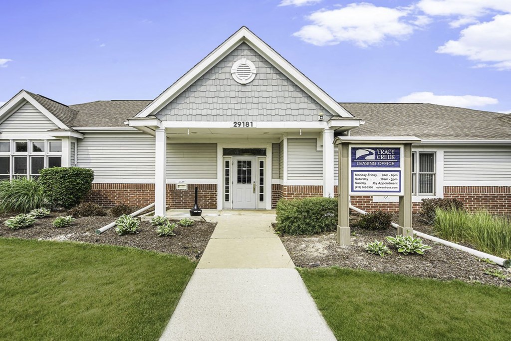 Leasing Office/Community Building/Fitness Center at Tracy Creek Apartments, Perrysburg, OH