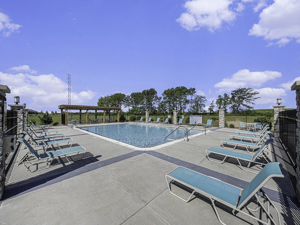 Resort style Pool with Pergola at Trade Winds Apartment Homes in Elkhorn, NE