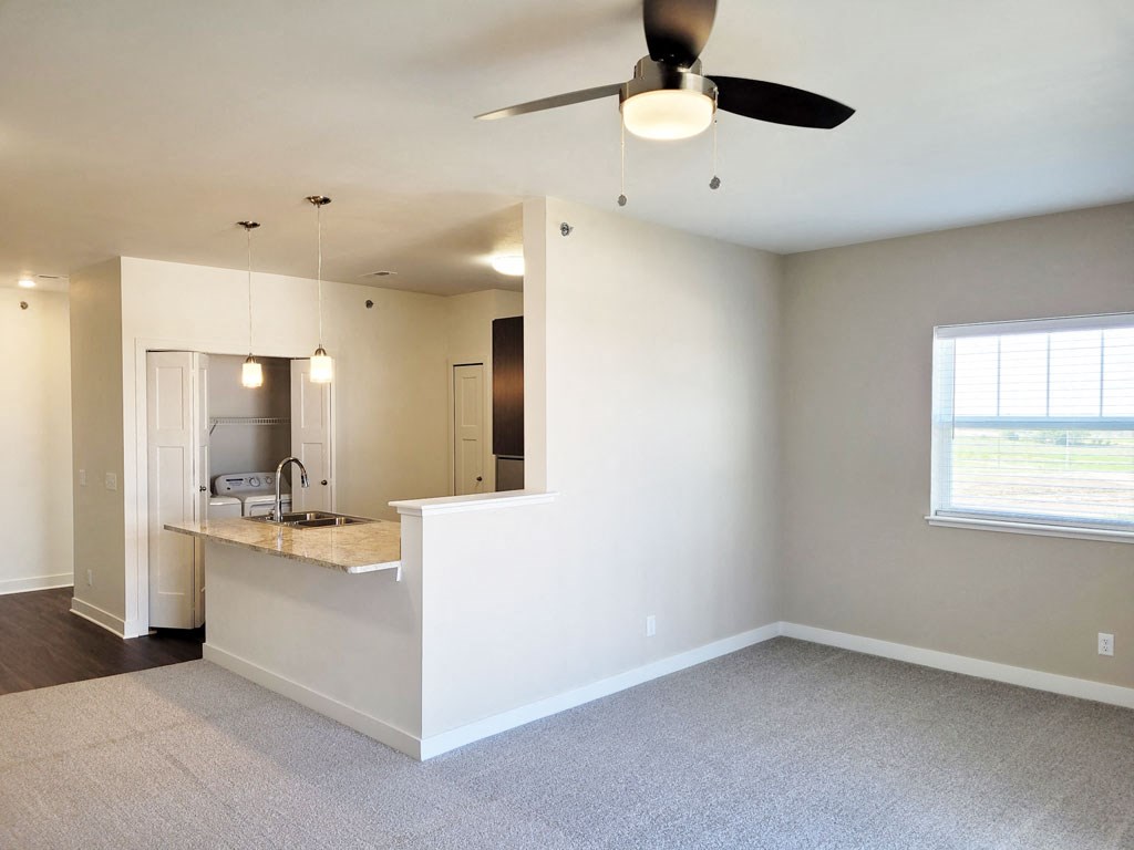 End Style with Enlarged Living Room at Trade Winds Apartment Homes, Elkhorn, NE