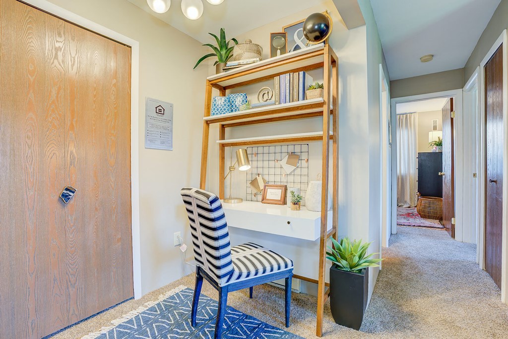 Graceful Living Area at Autumn Woods Apartments, Miamisburg, Ohio