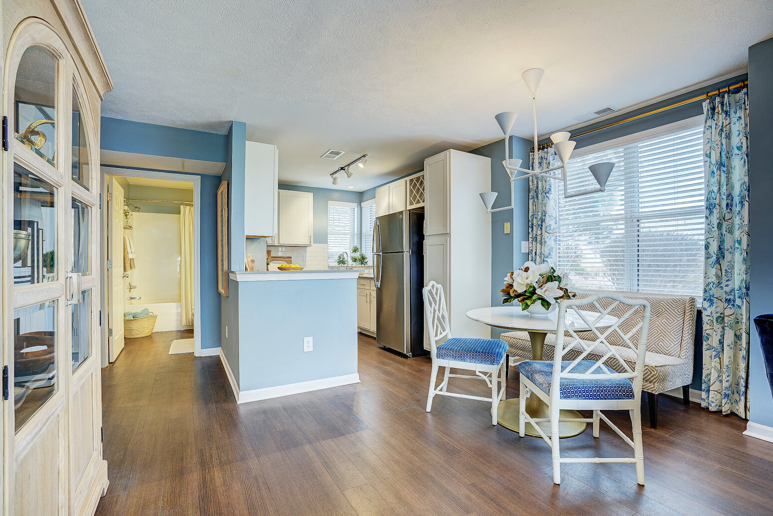 Bright Dining Space at Mallard Bay Apartments, Crown Point, IN, 46307