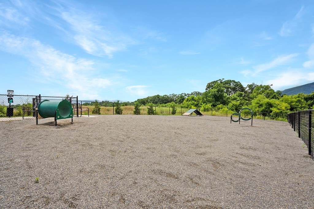 Pet Park at The Retreat Apartments, Roanoke, Virginia