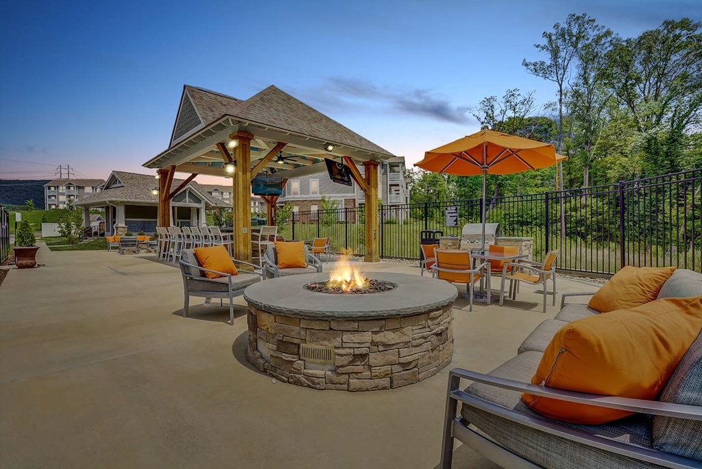Amazing Outdoor Spaces at The Retreat Apartments, Roanoke, VA, 24019