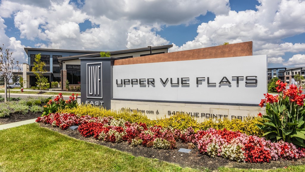 Elegant Sign Board at Upper Vue Flats, Dublin, OH