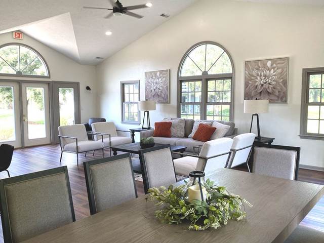 Windmill Lakes Apartments