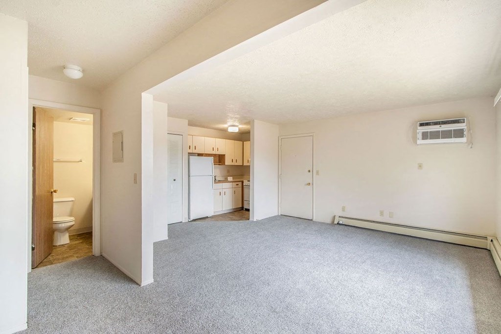 Spacious Studio Living Area at Wingate Apartments, Michigan, 49512
