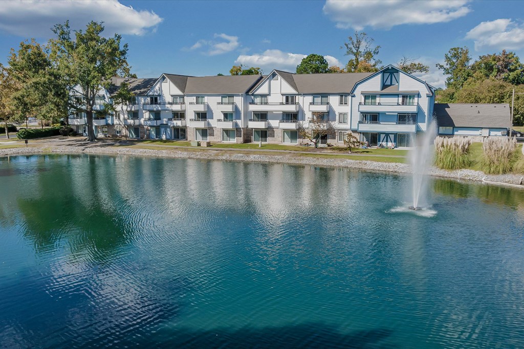 Beautiful Lake With Fountain at WaterFront Apartments, Virginia Beach, VA