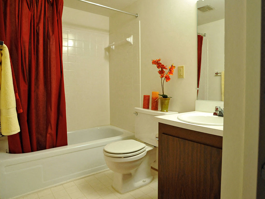 Primrose at Rivers Edge Apartments, Waterford Twp, MI