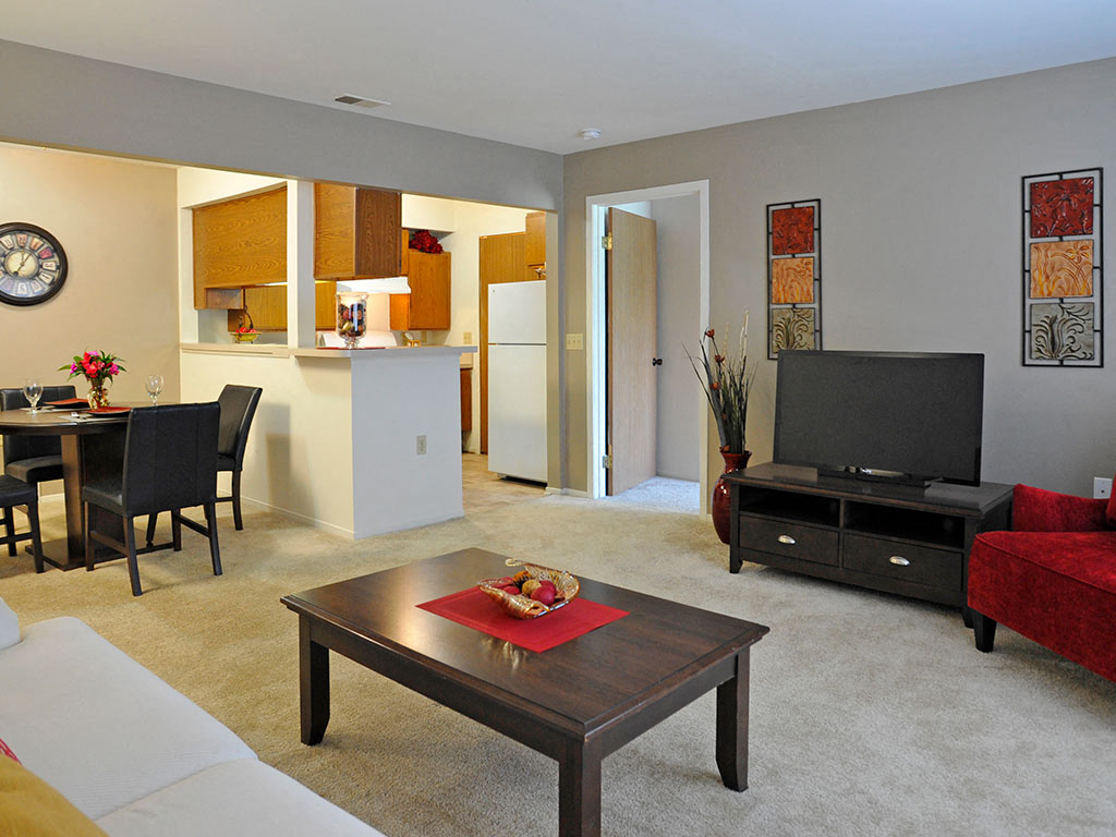 Sunflower at Southport Apartments, Michigan, 48111