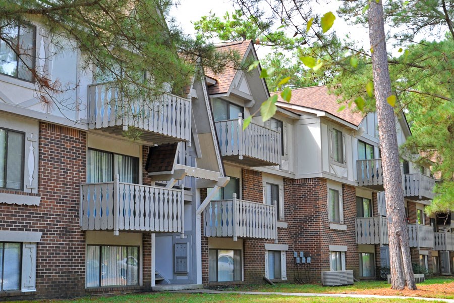 Apartment Building Exterior at Brook Pines, Columbia
