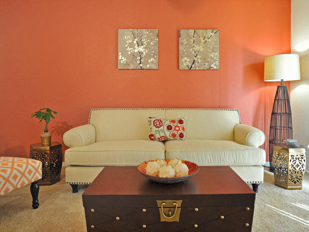Living Room at Killian Lakes Apartments and Townhomes, South Carolina