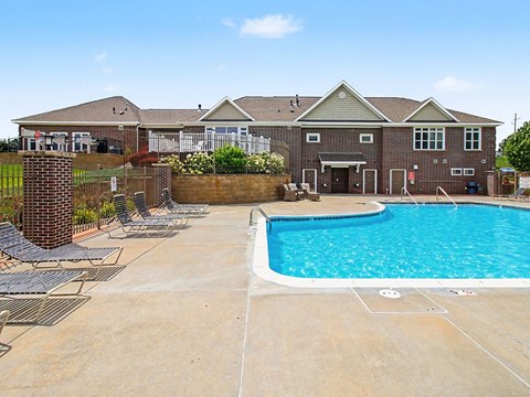 13106 Chandler Road Plaza 1-2 Beds Apartment for Rent
