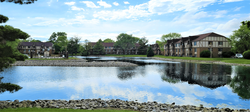 Lake View at Bavarian Village Apartments, Indianapolis, Indiana