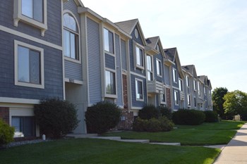 Apartment Building Exterior Apartment Building Exterior at Byron Lakes Apartments, Byron Center - Photo Gallery 3