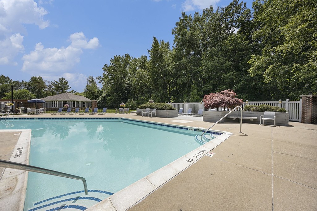 Poolside Seating at Byron Lakes Apartments, Byron Center