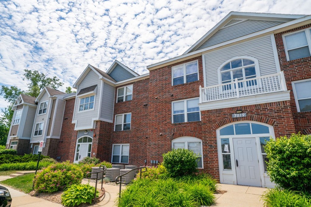 Front of Building at Canal 2 Apartments, Michigan, 48917