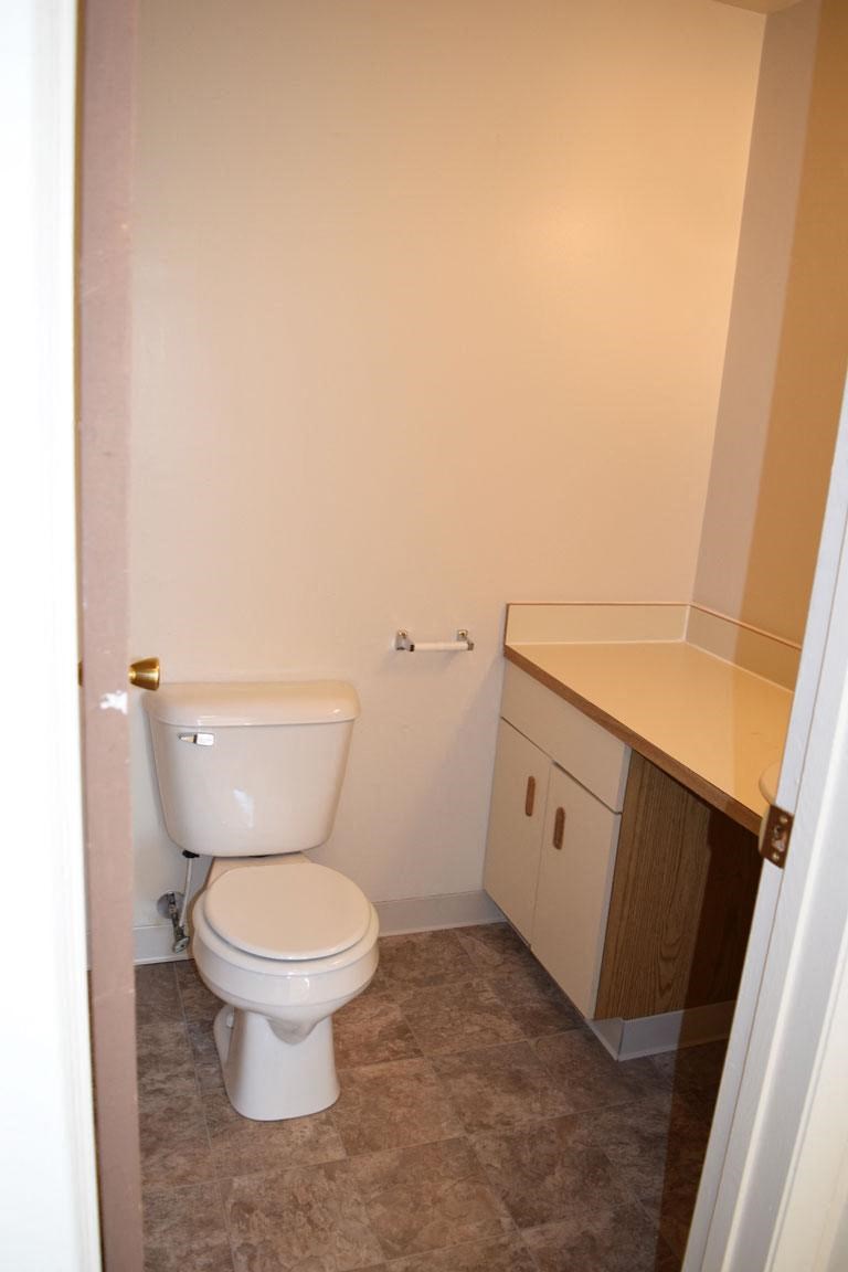 Updated Bathroom at Concord Place Apartments, Michigan, 49009