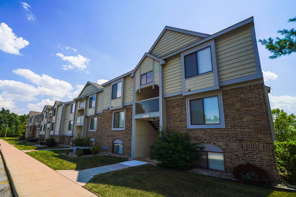 Dupont Lakes Apartments