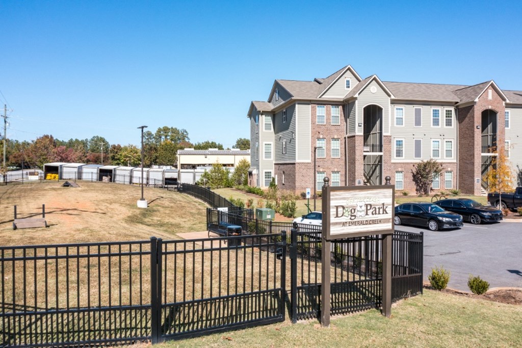 Leash-Free Dog Park at Emerald Creek Apartments, Greenville, SC, 29607