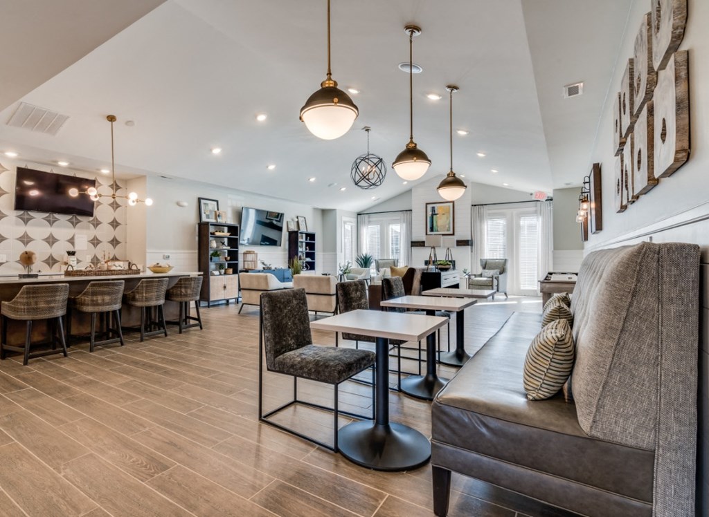 Clubhouse with Resident Lounge at Emerald Creek Apartments, South Carolina, 29607