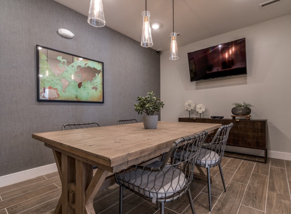 Clubhouse with Resident Lounge at Emerald Creek Apartments, Greenville