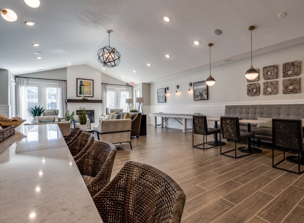 Clubhouse with Resident Lounge at Emerald Creek Apartments, Greenville, 29607
